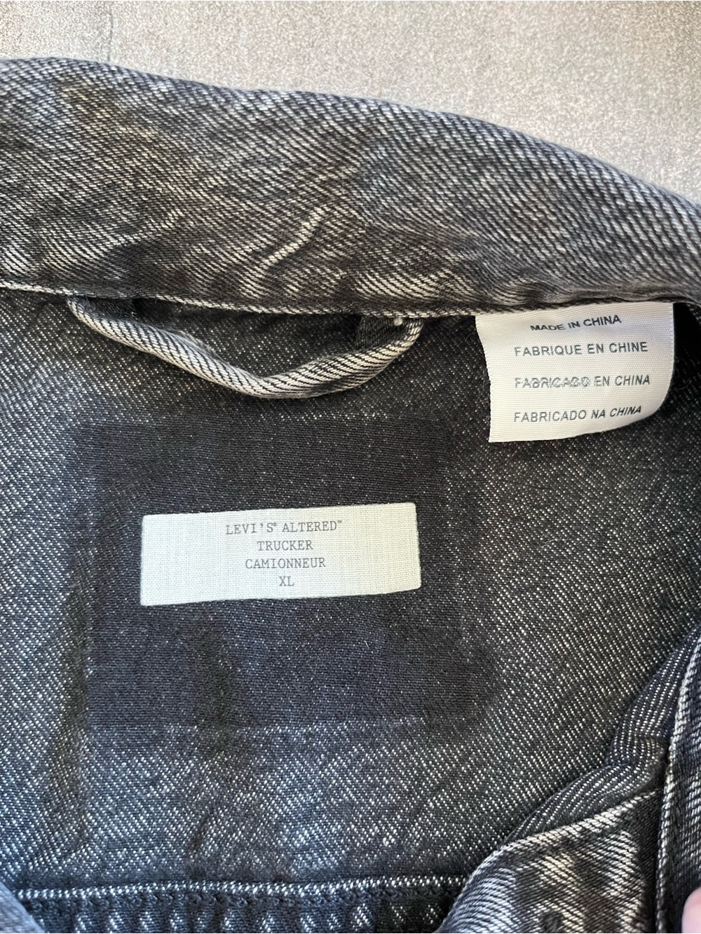 Levi's Men's XL Altered Trucker Denim Jacket Black / Washed Grey Jean Jacket - Picture 10 of 13